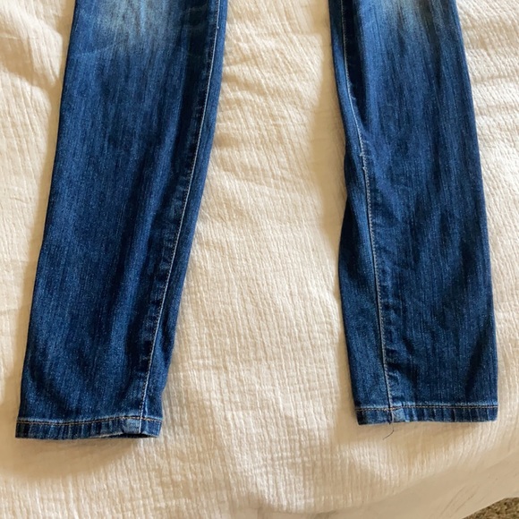 Joe’s “The Skinny” Jeans - Picture 5 of 6